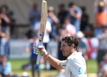 Lancashire terminate contracts for overseas trio this season