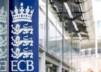 Jofra Archer stars for England as West Indies chase 200 to win first Test