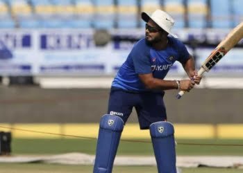 'We talk a lot': Rishabh Pant trains with Suresh Raina, reveals how CSK batsman helps him
